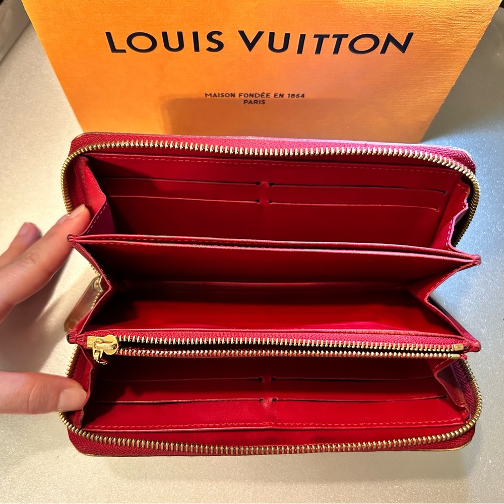 🚫SOLD🚫 Authentic LOUIS VUITTON Vernis Zippy Wallet - Picture 7 of 9